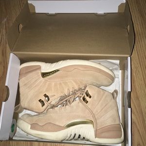 Air Jordan 12